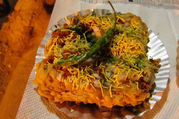 Food,Dish,Cuisine,Ingredient,Fried food,Chaat,Recipe,Produce,Vegetarian food,Indian cuisine