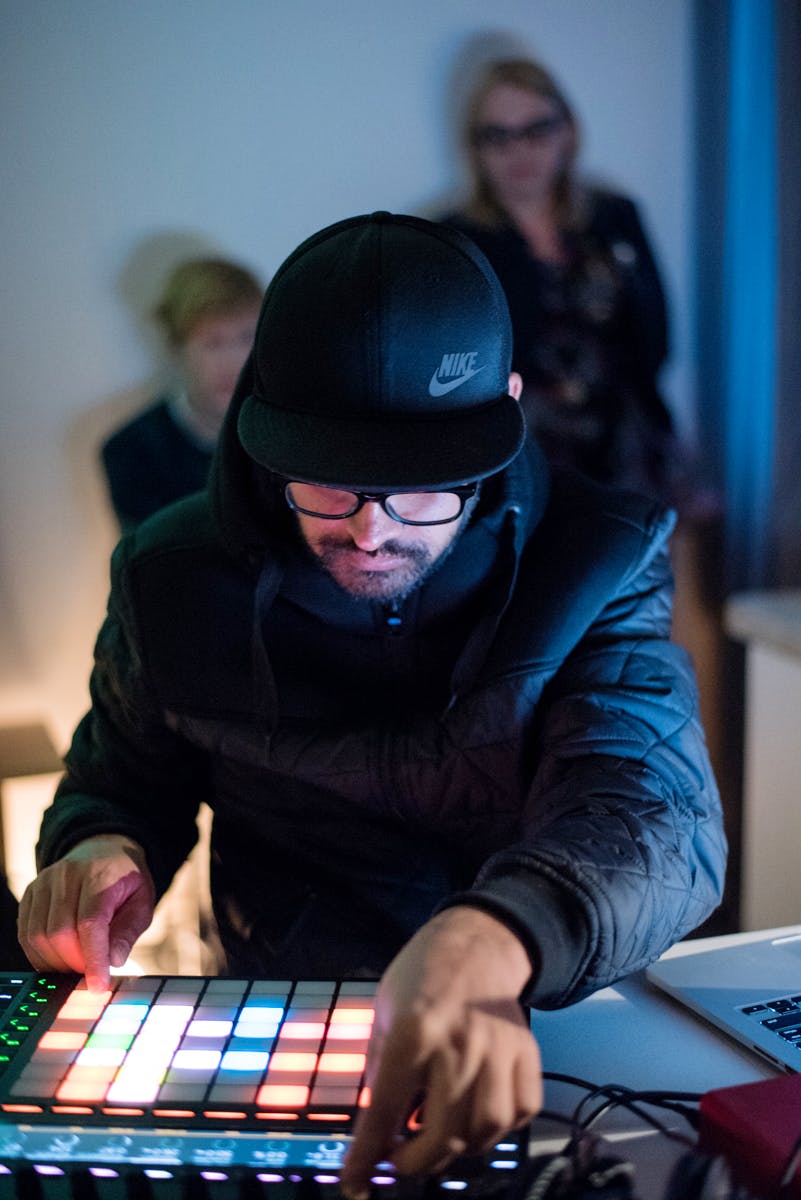 Disc jockey,Electronic instrument,Musical instrument,Audio engineer,Technology,Keyboard player,Sound engineer,Musician,Electronic device,Mixing console